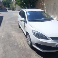امویام 315 هاچبک اسپرت لاکچری، مدل ۱۳۹۵
