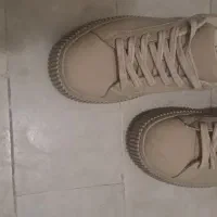 کتونی کرمی برند زارا|کیف، کفش، کمربند|تهران, امیریه|دیوار