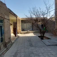 منزل ویلایی۳۰۰متر پلاک دوم خیابان اصلی قهجاورستان|فروش خانه و ویلا|اصفهان, قلعه نو|دیوار