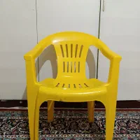 صندلی پلاستیکی