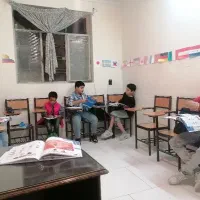 کلاس خصوصی و عمومی زبان انگلیسی همه پایه ها