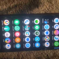 گوشی پوکوc40