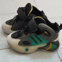 کتونی بچگانه