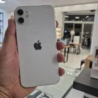 ایفون ۱۱ نرمال