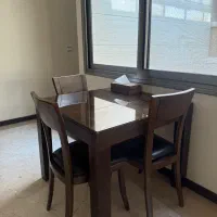 میز غذاخوری چوبی ۴ نفره