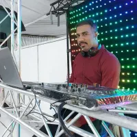 دیجی،نی همبون