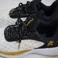 کفش بسکتبال آندرآرمور سایز ۴۰|کیف، کفش، کمربند|شیراز, رکن‌آباد|دیوار