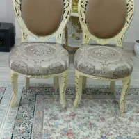 دو عدد صندلی چوبی