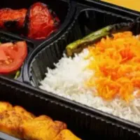 ظرف غذاخوری یکبارمصرف