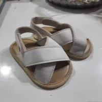 پاپوش بچگانه