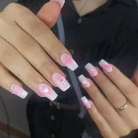 کاشت ناخن|خدمات آرایشگری و زیبایی|الیگودرز, |دیوار