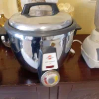 چرخ گوشت ،مخلوط کن ، هواپز، پلو پز و سرخ کن|سایر لوازم برقی|پرند, فاز ۶|دیوار