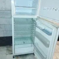 فروش یک عدد یخچال فریزر فیلور