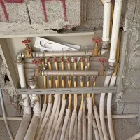 شاگرد تاسیسات