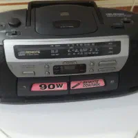 یک عدد ظبط س دی وکاست خور