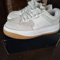 کتونی یا کتانی مردانه برندبرشکا اصل درحدنو سایز44