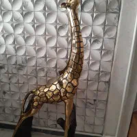 مجسمه زرافه نو