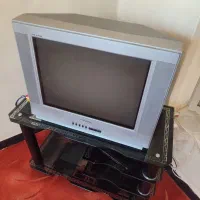 تلویزیون و زیر تلویزیون|تلویزیون و پروژکتور|آبدانان, |دیوار