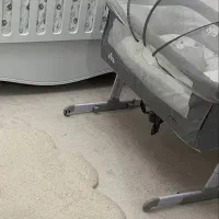 کالسکه و تخت کنار مادر سیسمونی در حد نو