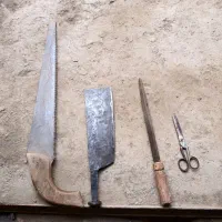 یه سری لوازم های عتیقه قدیمی