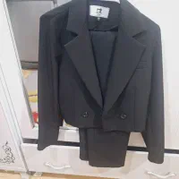 کت وشلوارشیک وزیبا حتی یبارم تن نخورده