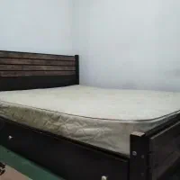 تخت دونفره
