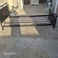 تخت فلزی|تخت و سرویس خواب|قدس, شهر‌قدس|دیوار