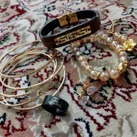 مقداری بدلیجات درحد نوو