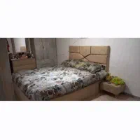 سرویس خواب دو نفره با طرح فر تمیز در حد نو