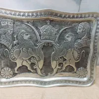 سینی و دیوار کوب