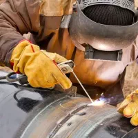 استخدام جوشکار و برشکار تانکر سازی (تهران/خاوران)|استخدام صنعتی، فنی، مهندسی|خاوران, |دیوار