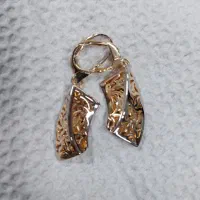 گوشواره تمیز ودر حد