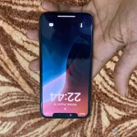 ایفون xs
