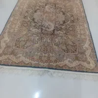 فرش ۹ متری و قالیچه ۴ متری ۱۰۰۰. شانه و۳۰۰۰ تراکم