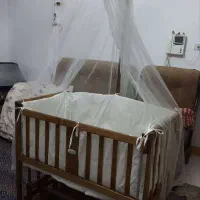 تخت نوزاد|تخت و صندلی بچه|رشت, استقامت ۱|دیوار