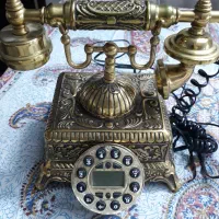 تلفن رومیزی برنز