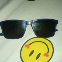 عینک veniz Made in P.R.C نو اصلا استفاده نشده