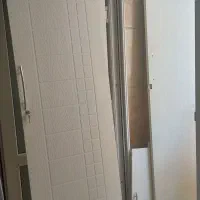 در چوبی کمد دیواری