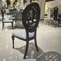 صندلی طناز / تالاری باغ رستوران