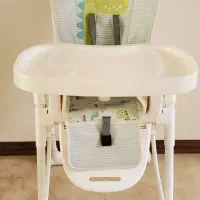 صندلی غذای کودک