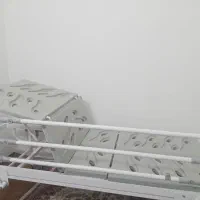 تخت بیمارستانی سه شکن و ویلچر|آرایشی، بهداشتی، درمانی|مشهد, چاهشک|دیوار
