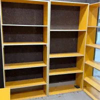 دکور و قفسه فروشگاهی