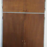 ۲ عدد درب کمد دیواری همراه فرم یا چهارچوب اهنی|جاکفشی، کمد، دراور|ملایر, |دیوار