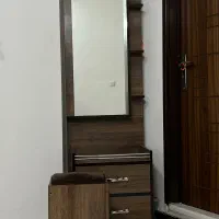 کمد و میز آرایش و صندلی میز آرایش