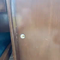میز تحریر چوبی بزرگ به همراه صندلی