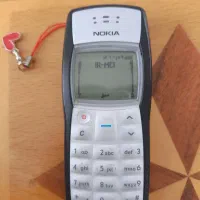 موبایل نوستالژی(1100)زیرخاکی اصلی با قاب کریستالیش