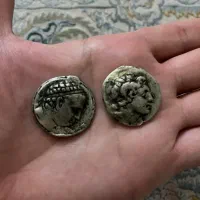 دو عدد سکه قدیمی
