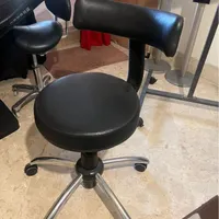 دو عدد یونیت برقی در حدنو و دو عدد صندلی|آرایشگاه و سالن‌های زیبایی|تهران, کوی فراز|دیوار