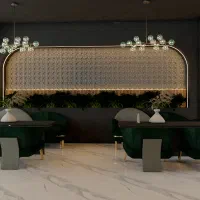 فست فود کار ماهر و ویتر (سفارش گیر )خانم