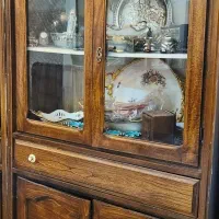 ویترین چوب گردو سالم